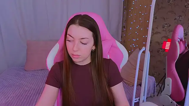 Ann moon   online show from 03/13/25, 05:39