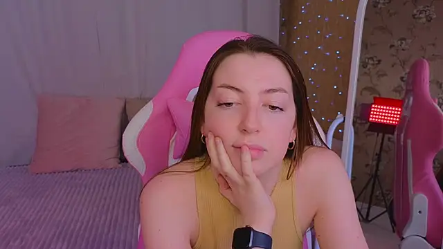 Ann moon   online show from 03/03/25, 06:24