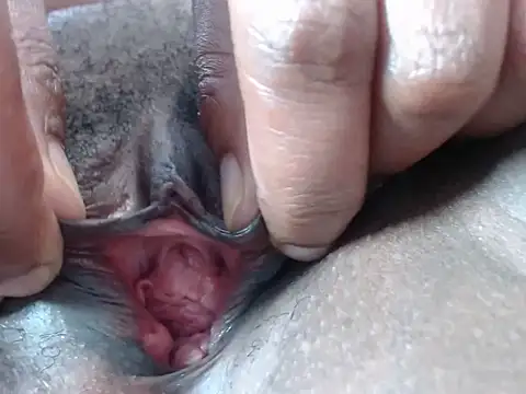 BUBBLYBUNNYxx online show from 10/20/25, 06:26