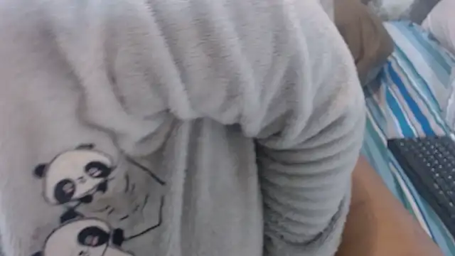 Snapshot of BUBBLYBUNNYxx chatting on 03/15/26, 06:15 BUBBLYBUNNYxx online show from 03/15/26, 06:15