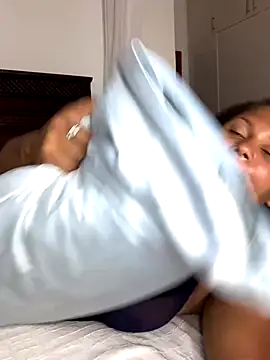 madell online show from 12/18/25, 02:27