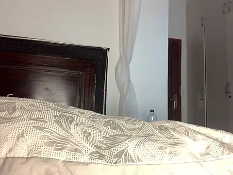 madell online show from 05/08/26, 01:53