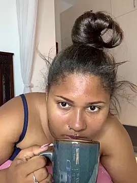 madell online show from 11/01/25, 03:02