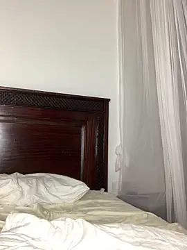 madell online show from 10/20/25, 02:24