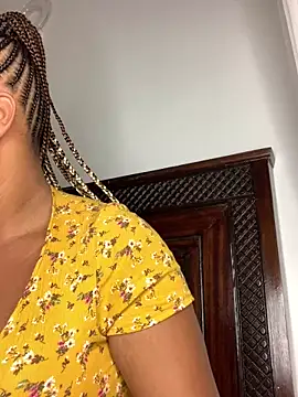 madell online show from 03/12/26, 02:28