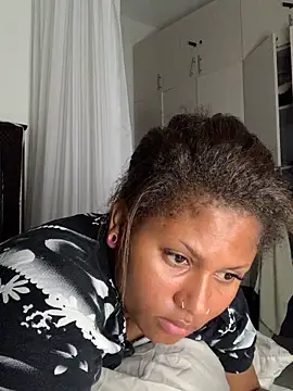 madell online show from 04/24/26, 03:52