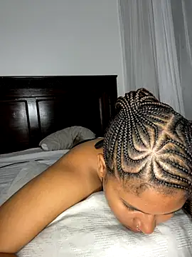 madell online show from 09/19/25, 02:59