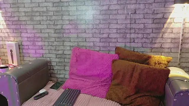 Sophie new25 online show from 03/25/26, 12:59