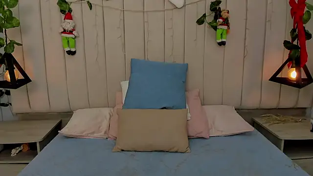 Paulina Lopezz online show from 12/13/25, 08:04