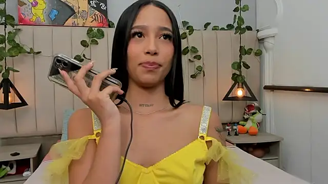 Snapshot of Paulina_Lopezz chatting on 01/16/26, 09:08 Paulina Lopezz online show from 01/16/26, 09:08