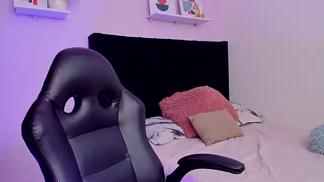Paulina Lopezz online show from 03/23/26, 07:58