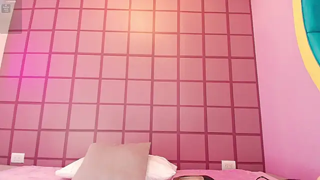 LissMonroe online show from 11/12/25, 10:52