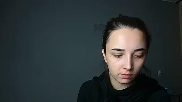 Eva Gloryy online show from 10/02/25, 03:04