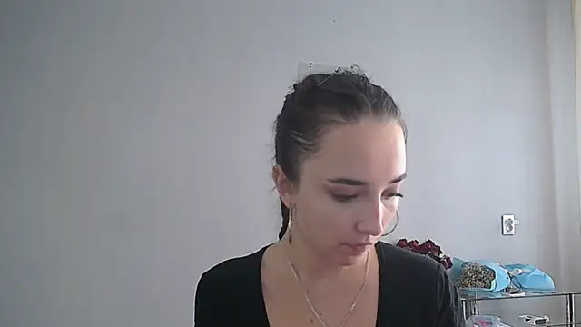 Eva Gloryy online show from 10/23/25, 12:59