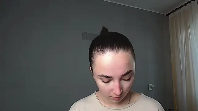 Eva Gloryy online show from 05/06/26, 07:23