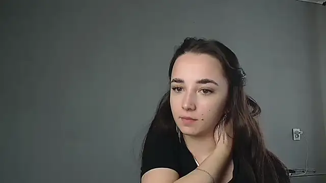 Eva Gloryy online show from 03/17/26, 12:52