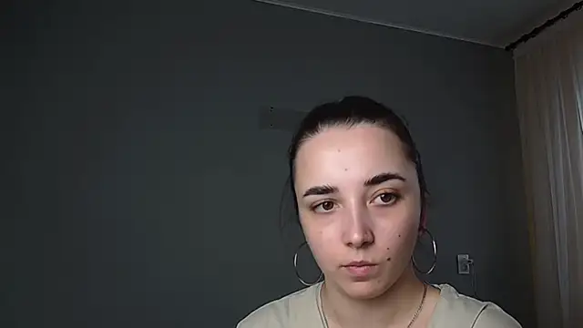 Eva Gloryy online show from 03/30/26, 09:44