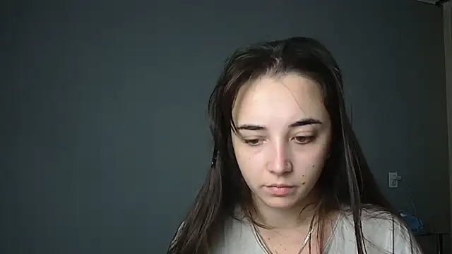 Eva Gloryy online show from 11/11/25, 11:49