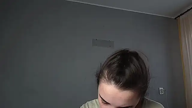 Eva Gloryy online show from 03/12/26, 09:02