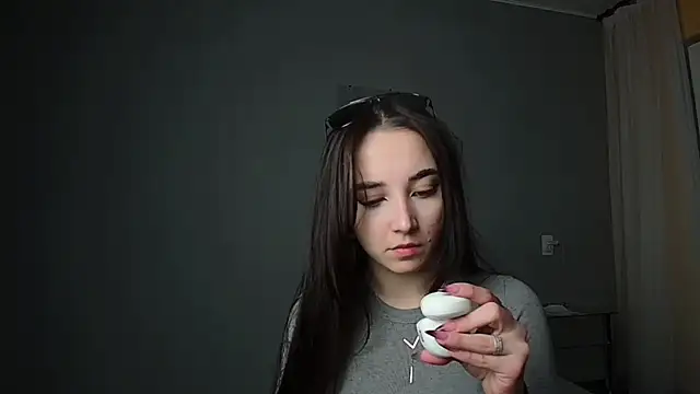 Eva Gloryy online show from 03/14/25, 05:35