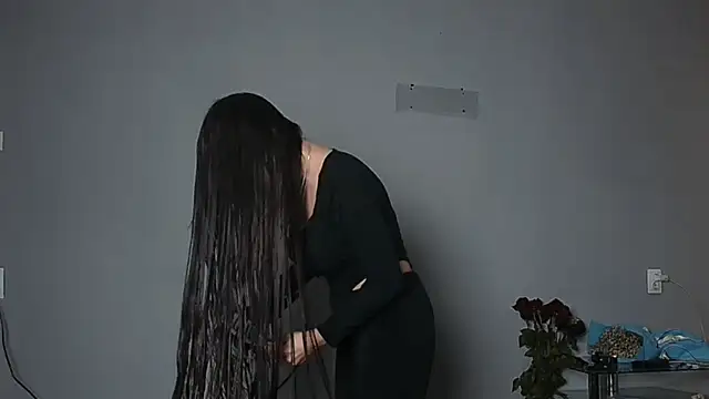 Eva Gloryy online show from 10/24/25, 05:01