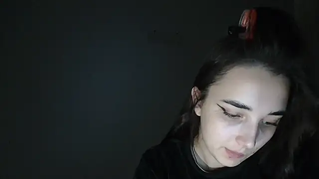 Eva Gloryy online show from 11/05/25, 02:53