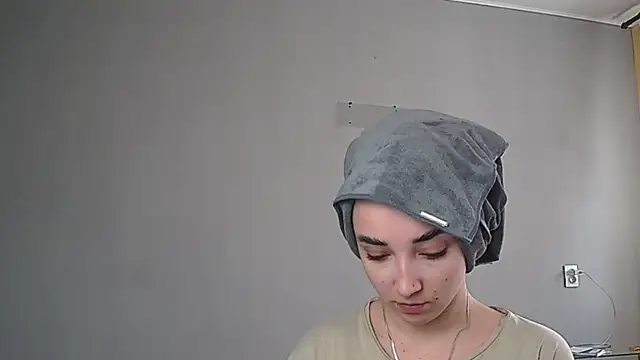 Eva Gloryy online show from 03/22/26, 11:45