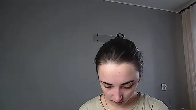 Eva Gloryy online show from 03/10/26, 09:02