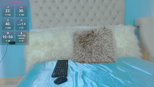 Snapshot of Rossie_Belucci chatting on 01/23/25, 04:59 Rossie Belucci online show from 01/23/25, 04:59