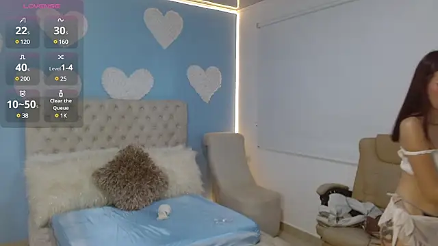 Snapshot of Rossie_Belucci chatting on 01/23/25, 01:35 Rossie Belucci online show from 01/23/25, 01:35