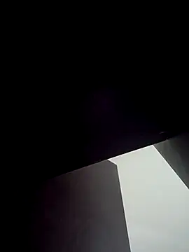 bellamadison24 online show from 03/18/25, 07:22