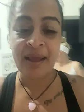 Snapshot of Lili__taylor chatting on 12/17/25, 11:21 Lili taylor online show from 12/17/25, 11:21