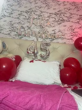 Lili  taylor online show from 02/04/26, 11:00