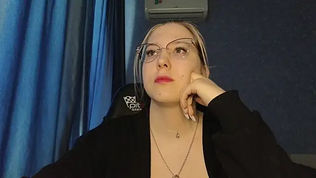 HotBrandyX online show from 05/22/26, 06:11