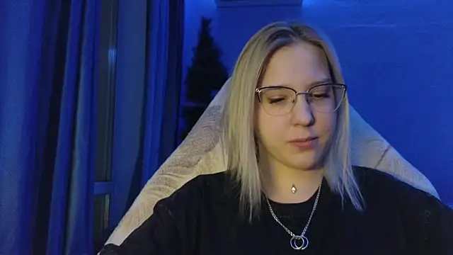 HotBrandyX online show from 01/09/26, 02:02