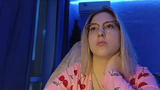 HotBrandyX online show from 01/08/26, 10:43