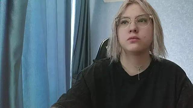 HotBrandyX online show from 04/12/26, 04:27