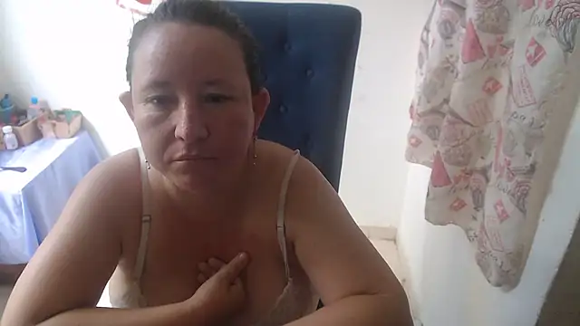 Snapshot of Yohis_Kiut25 chatting on 06/09/26, 05:47 Yohis Kiut25 online show from 06/09/26, 05:47