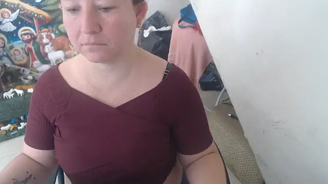 Yohis Kiut25 online show from 11/17/25, 05:06