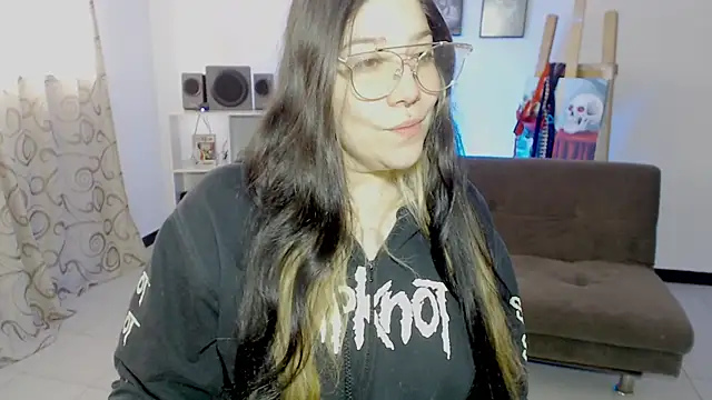 sharonnleon online show from 11/07/25, 04:55