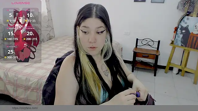 sharonnleon online show from 11/18/25, 07:06