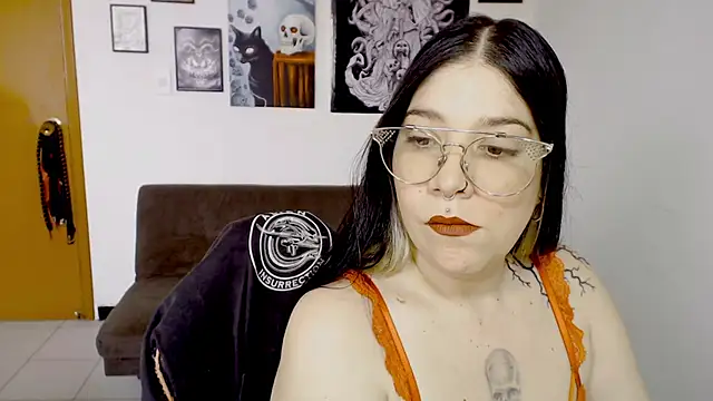 sharonnleon online show from 02/07/26, 04:59