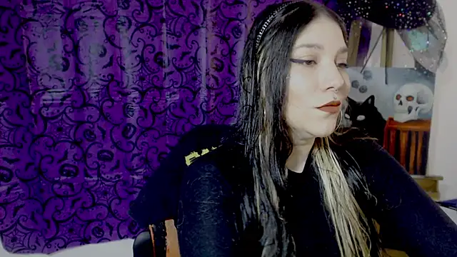 sharonnleon online show from 10/11/25, 05:25