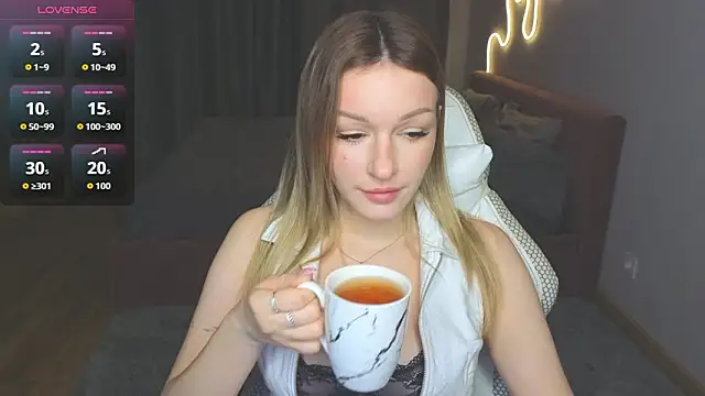 MargaretSweet1 online show from 03/29/26, 12:01