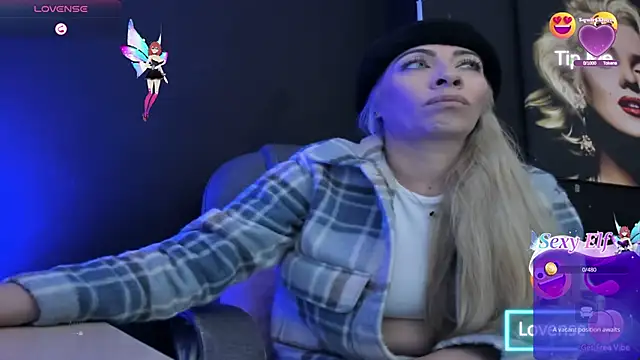 viktoria davis  online show from 12/17/25, 12:15