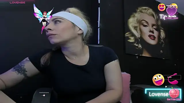 viktoria davis  online show from 11/13/25, 12:14