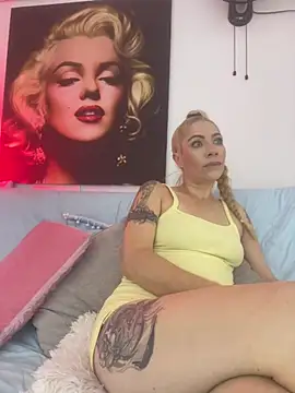 viktoria davis  online show from 06/01/26, 11:59