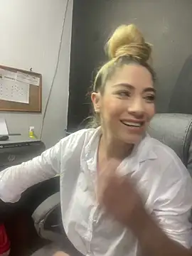 viktoria davis  online show from 03/14/25, 10:16