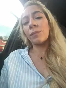 viktoria davis  online show from 02/09/26, 10:30