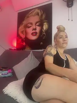 viktoria davis  online show from 06/15/26, 11:26